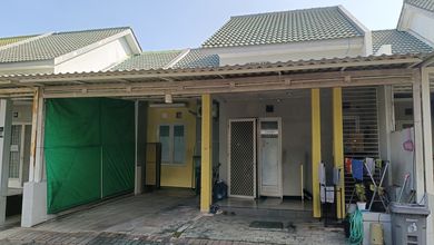Rumah Siap Pakai di Area Surabaya Kota, Surabaya, LT 119m²