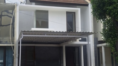 Kesempatan Rumah di Surabaya Kota, Surabaya, LB 120m², Harga 1,65 Miliar