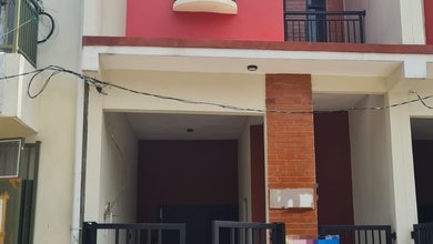 Kesempatan Rumah di Surabaya Kota, Surabaya, LB 70m², Harga 800 Juta