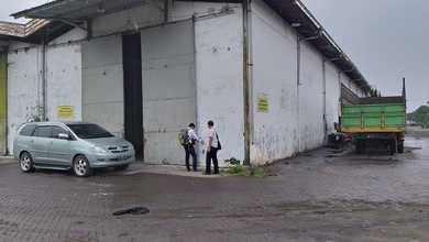 Gudang Kosong Siap Pakai Bangunan Kokoh di Margomulyo Permai