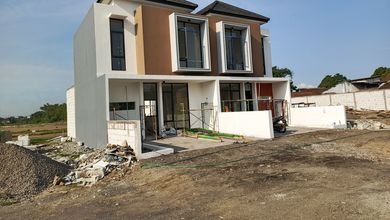 Rumah Siap Huni di Kawasan Krian, Sidoarjo, LT 90m²