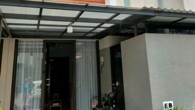 Rumah Dijual di Menganti, Gresik, LB 100m², Harga Terbaik!