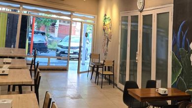 Disewakan Ruang Usaha Cocok Untuk Resto, Office, Etc Furnished