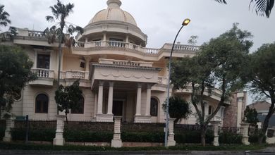 For Sale rumah Mewah di Citraland, Surabaya - LT 1117m²