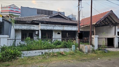 Rumah Dijual di Rungkut, Surabaya, LB 116m², Harga Terbaik!