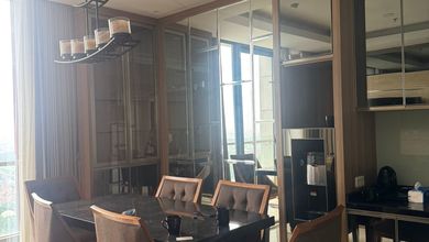 Dijual Apartemen Eksklusif di Mayjen Sungkono, Surabaya, LB 115m²