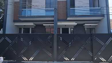 Rumah Dijual di Manyar, Surabaya, LB 125m², Harga Kompetitif!