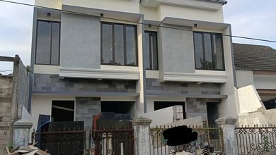 Jual Rumah Strategis di Gununganyar, Surabaya - LT 150m²