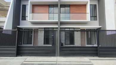 Rumah Idaman di Sukolilo, Surabaya, 5 KT, Harga 2,3 Miliar