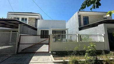 Rumah Dijual di Tenggilis Mejoyo, Surabaya, LB 70m², Harga Terbaik!