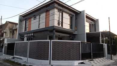Dijual Rumah Nyaman di Rungkut, Surabaya - LT 144m²