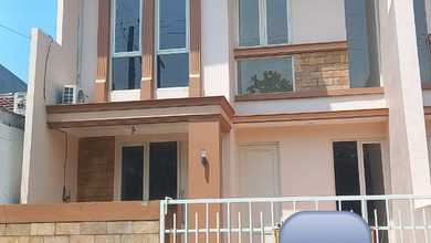 Rumah Dijual di Sidoarjo, Sidoarjo, LB 135m², Harga Terbaik!