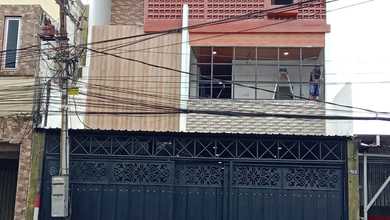 Kesempatan Langka, rumah Mewah di Kebraon, Surabaya, LB 750m²