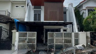 Rumah Prestisius di Kawasan Dharma Husada, Surabaya, LB 150m², Harga 2,6 Miliar