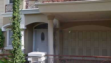 Rumah Dijual di Sukomanunggal, Surabaya, LB 400m², Harga Terbaik!