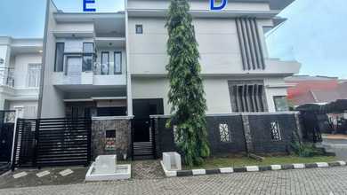 Dijual Rumah Strategis di Mulyosari, Surabaya - LT 85m²
