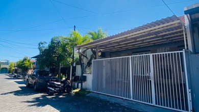 Rumah Sewa Nyaman Lokasi Rungkut, Surabaya, LB 150m²
