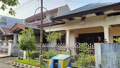 Kesempatan Eksklusif, rumah Mewah di Rungkut, Surabaya, LB 210m²