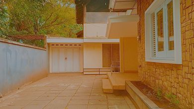 For Sale rumah Premium di Pasar Kliwon, Surakarta - LT 2349m²