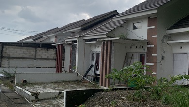 Jual Cepat Rumah Mewah area Driyorejo, Gresik, LT 203 m2