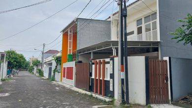 Rumah Minimalis di Rungkut, Surabaya, LT 102 m2