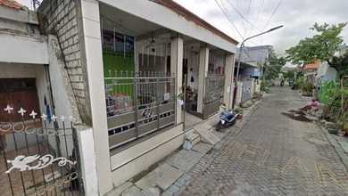 Rumah Siap Huni di Kawasan Sukomanunggal, Surabaya, LT 195m²
