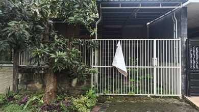 Rumah Siap Pakai di Area Menganti, Gresik, LT 108m²