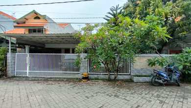 Dijual Rumah Strategis di Tenggilis Mejoyo, Surabaya - LT 404m²