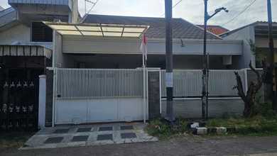 Jual Rumah Strategis di Gubeng, Surabaya - LT 160m²