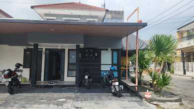 Rumah Siap Huni di Kawasan Kebomas, Gresik, LT 139m²
