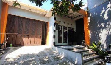 Rumah Modern di Tambaksari, Surabaya, LT 200 m2