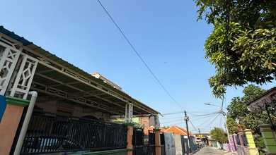 Rumah Dijual di Sambikerep, Surabaya, LB 180m², Harga Terbaik!