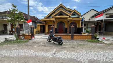 Properti Siap Huni di Kawasan Balongpanggang, Gresik, LT 367m²