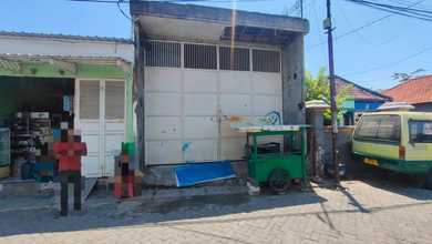 Jual Rumah Nyaman di Kenjeran, Surabaya - LT 190m²