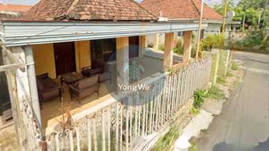 Properti Siap Pakai di Kawasan Prajurit Kulon, Mojokerto, LT 262m²