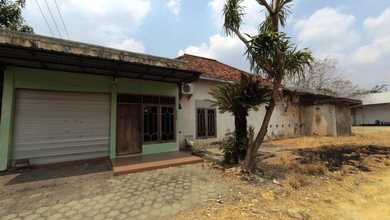 Rumah Dijual di Benjeng, Gresik, LB 400m², Harga Kompetitif!