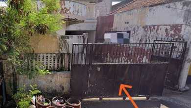 Kesempatan Eksklusif, rumah Prestisius di Sukolilo, Surabaya, LB 260m²