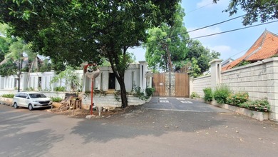 For Sale rumah Premium di Pasar Minggu, Jakarta Selatan - LT 1174m²