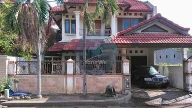 Kesempatan Eksklusif, rumah Prestisius di Bulak, Surabaya, LB 300m²