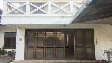 Jual Rumah Siap Huni area Pondok Gede, Bekasi, LT 740 m2