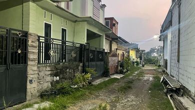 Rumah Minimalis Lokasi Dlanggu, Mojokerto, LT 200m², Harga 450 Juta