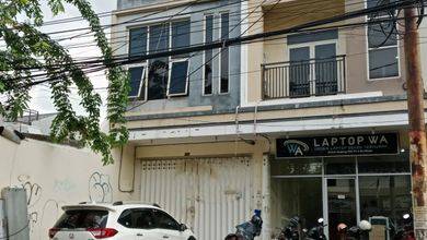 Disewakan Ruko Tiga Lantai Nol Jalan Raya Daerah Dukuh Kupang