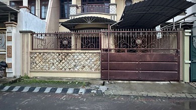 Rumah Dijual di Surabaya Kota, Surabaya, LB 200m², Harga Terbaik!