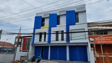 Disewakan 2 Unit Ruko Baru Gress Raya Ploso Baru