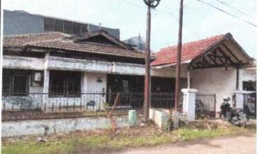 Rumah Siap Pakai di Kawasan Rungkut, Surabaya, LT 180m²