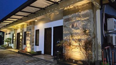Hunian Mewah di Menganti, Gresik, 1 Kamar Tidur, LT 441m²