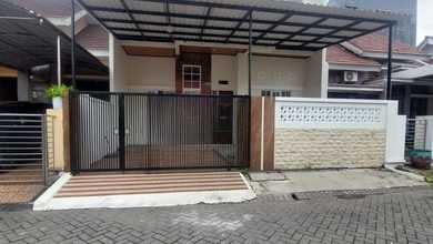 Rumah Dijual di Surabaya Kota, Surabaya, LB 170m², Harga Terbaik!