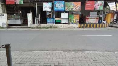 Hunian Mewah di Surabaya Kota, Surabaya, 6 Kamar Tidur, LT 227m²