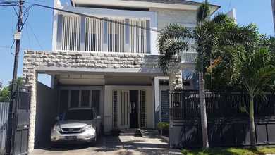 For Sale rumah Premium di Surabaya Kota, Surabaya - LT 284m²