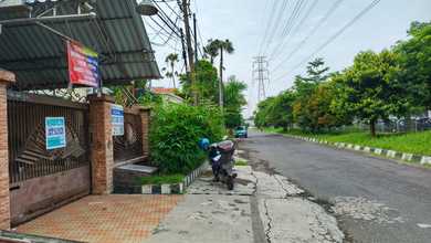 Rumah Area Luxury Nginden, Surabaya - Harga Terbaik 3,5 Miliar